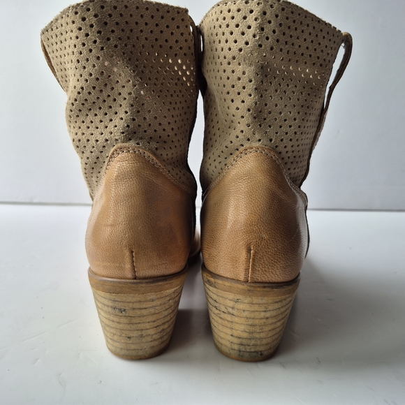 Joe Sanchez Tan Ankle Booties, Suede and Leather  Sz 38,western Cowgirl - Picture 7 of 16